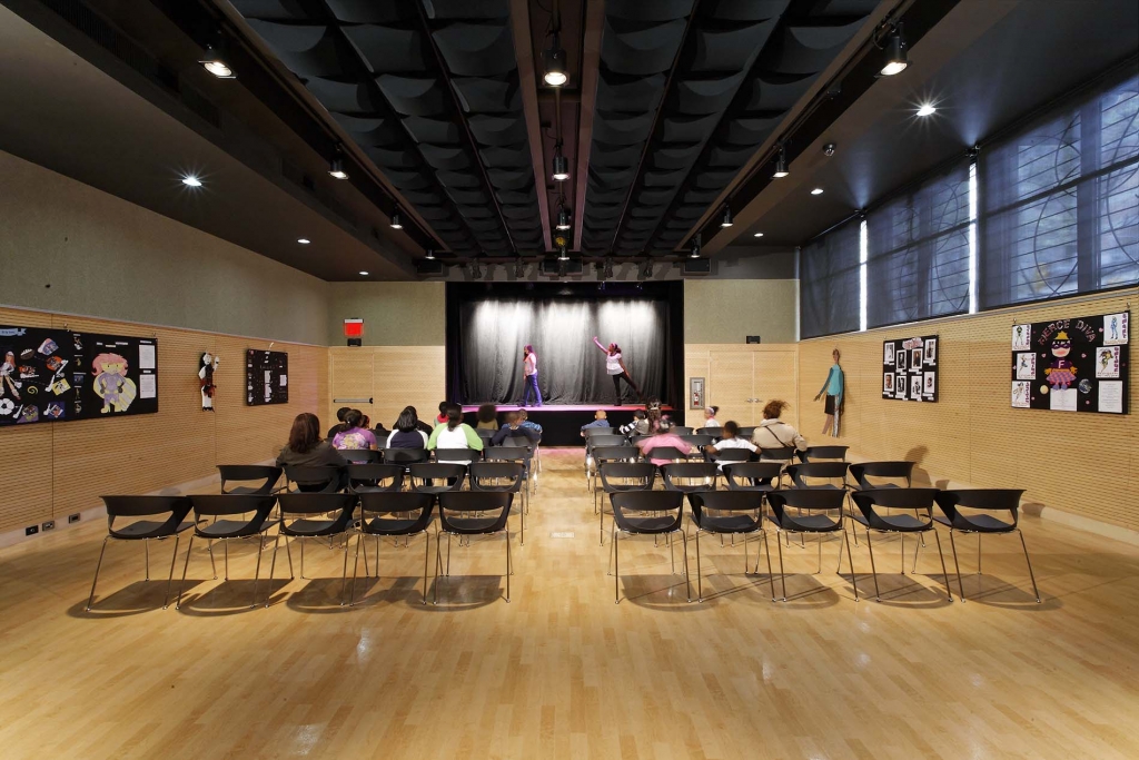 06 GRCC theatre1